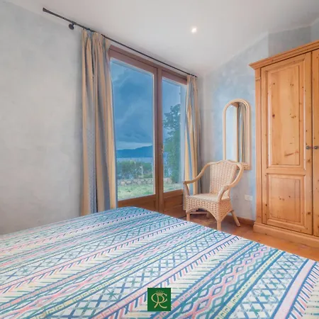 Tiziana Willa Casa Morcone